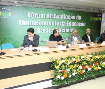 Fórum de Avaliação do Financiamento da Educação Básica Nacional